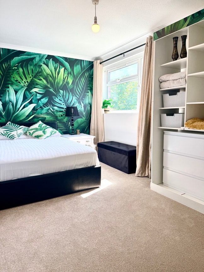 Newly Renovated & furnished XL Double room Witham Main Photo