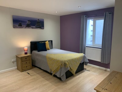 Rochdale Double Rm with Private Bathroom 🤩 🛁 🙌 Main Photo