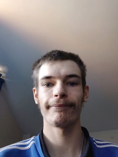 Hi I'm rian, I'm a really clean n kind person Main Photo
