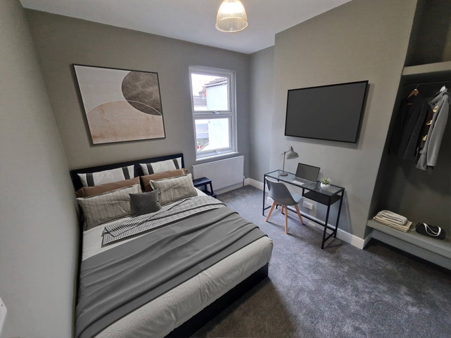 ☞ Beautiful En Suite Room in Professional House Main Photo