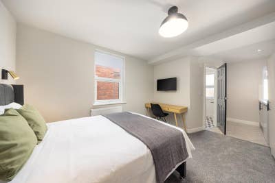 🔥Double Room in Warrington | All Bills Included Main Photo