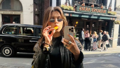 Professional Looking for a New Home  Main Photo