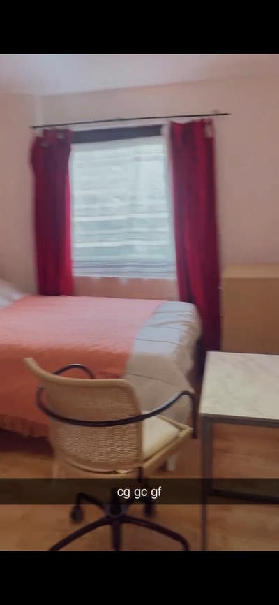 Lovely Large Room Amazing Location&pound;200 Bills incli Main Photo