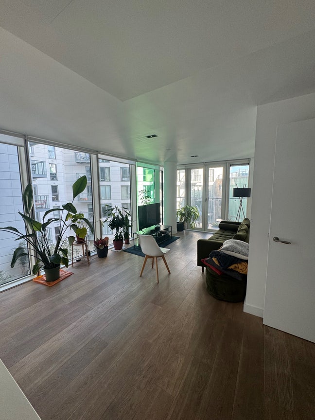 Modern room available in Shoreditch Main Photo