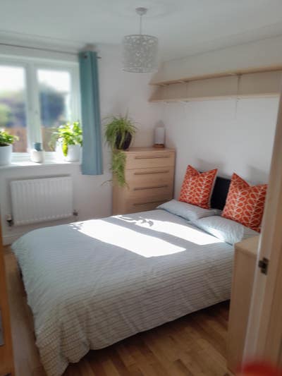 Bright Dble Room, own bathroom, gated development Main Photo