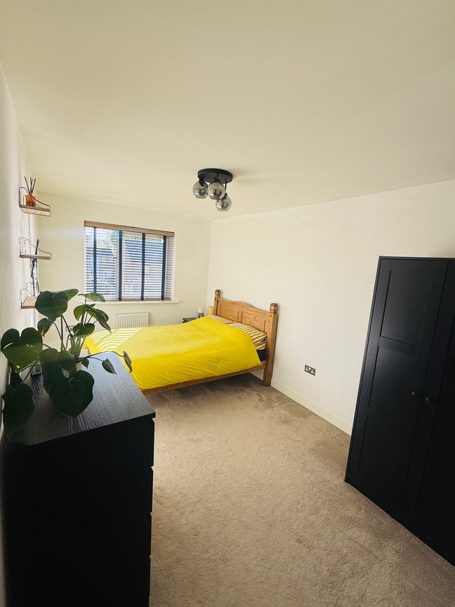 Ancoats Edge: Large En-Suite Double Room & Parking Main Photo