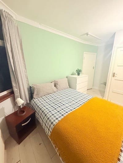 ✨ 🛏️ En-Suite Room to Let – Wembley Main Photo