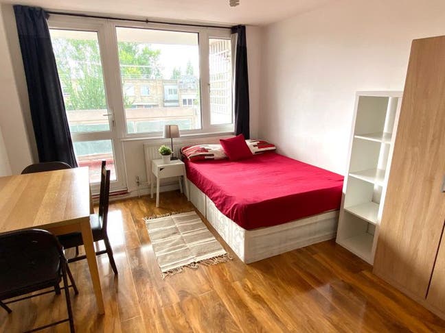 🏠 Spacious Double Room Available – Royal Oak🏠 Main Photo