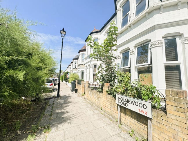 Large 2Bed Holmewood Rd Brixton SW2 Available Now  Main Photo