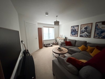 Room available Main Photo