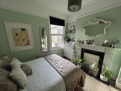 Double room available in Clapham South! 💗 Main Photo