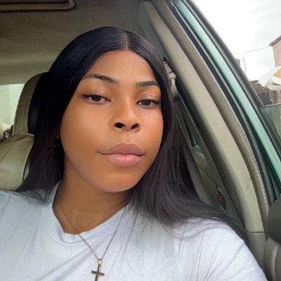 We are 2 female students aged 26 and 27. We a... Main Photo