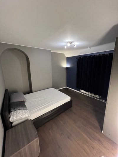 Furnished Double Room – Bills Included Main Photo