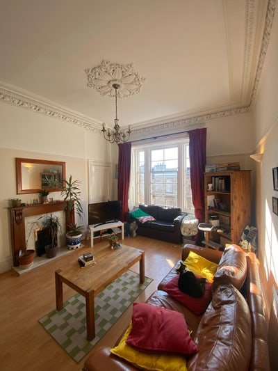 Spare Room Available  - Woodlands (Westend) Main Photo