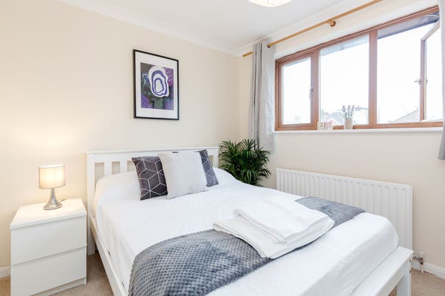 Double Room in a Lovely house share - Ashford Main Photo