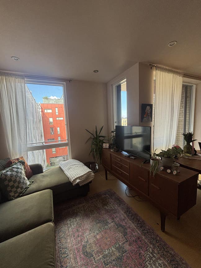 One bed short term let in Hackney  Main Photo