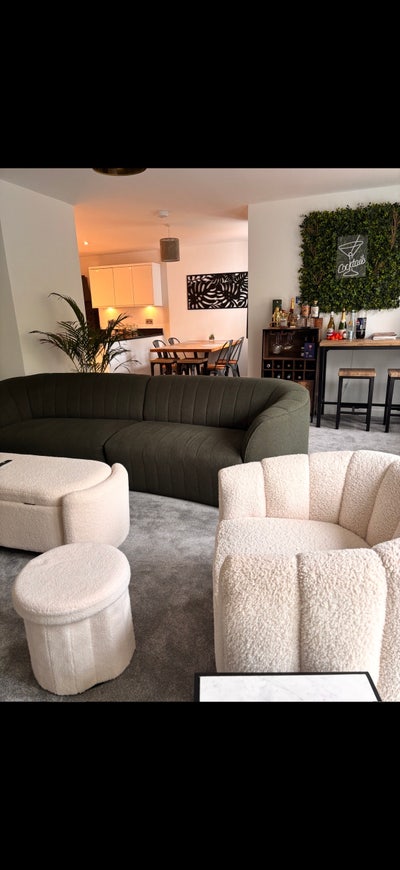 Large En-Suite Double room -Homely flat, Bills inc Main Photo