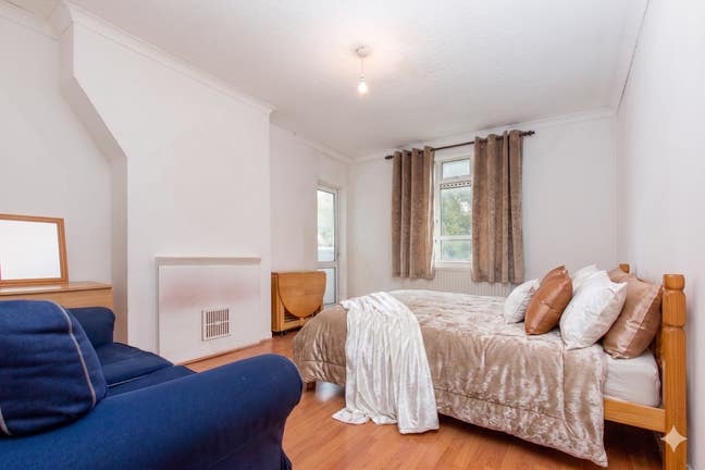Two Rooms in a Shared Flat – E2 🏠Bethnal Green Main Photo