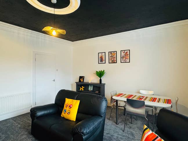 Modern and quirky vibe, furnished duplex apartment Main Photo