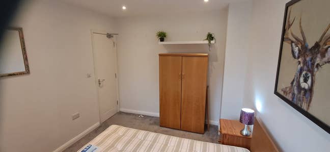 Double Room to Rent Main Photo