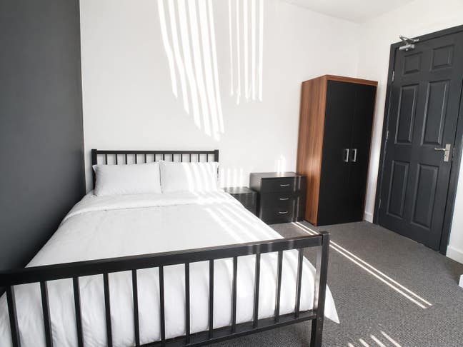 3 Double Rooms in L6 Is Ready Now! Main Photo