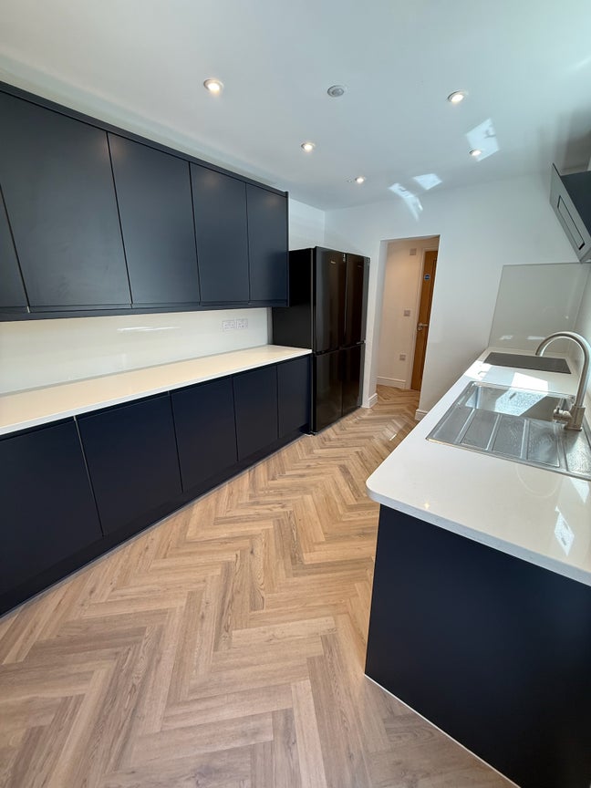Boutique Professional Living | En-Suites Main Photo