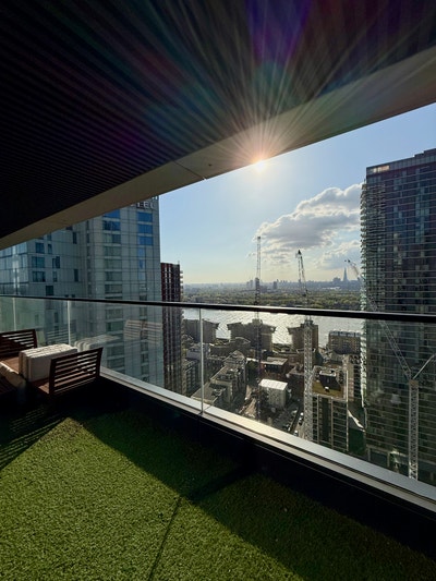 25th Floor Luxury En-suite, Wardian, Canary Wharf Main Photo