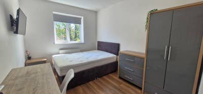 Rooms to Rent in Beeston Houseshare &pound;550pcm incl Main Photo