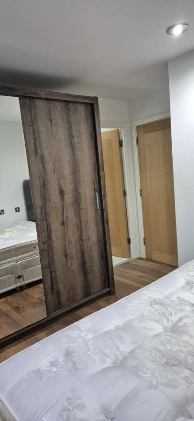 Large Double Room, Ensuite, River Views, Bills Inc Main Photo