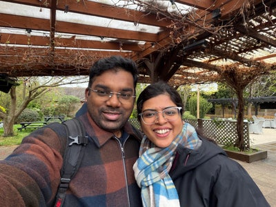 We are a working professionals and married co... Main Photo