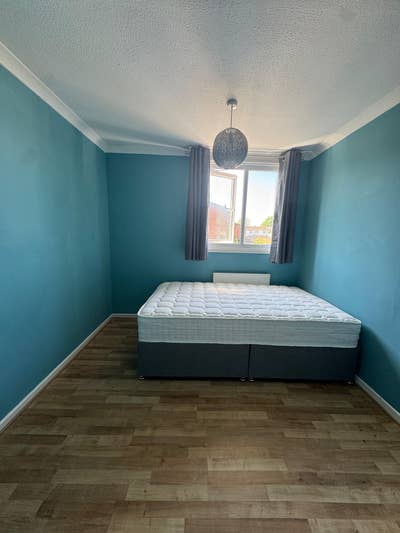 1 Room Available in Friendly House Share Bewbush Main Photo
