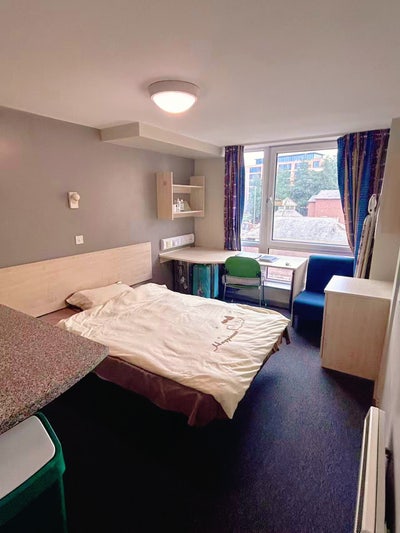 Sublet: Student Room near University of Leeds Main Photo