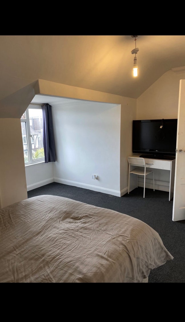 Private room for rent Main Photo