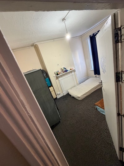Double Bedroom Main Photo