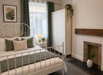 Two Bedrooms Available - Eastmount Road Main Photo