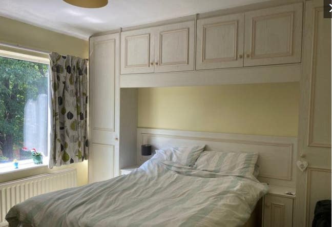 3 Bed Semi Detached on Kelso Gardens, LS2  Main Photo