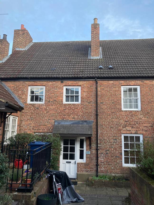 Large double room in central Newcastle Main Photo