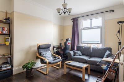 1 bedroom Flat to rent in Finsbury Park Main Photo
