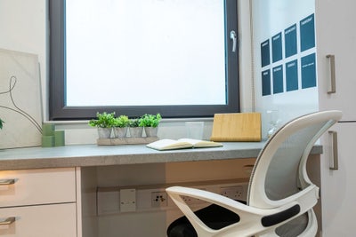 Room Available in En-Suite Flat Main Photo