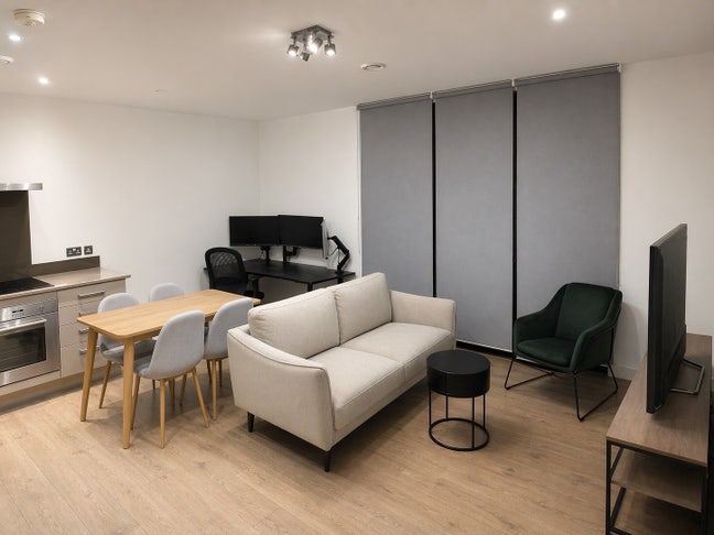 Double Room - 2 Bed / 2 Bath Canary Wharf Views Main Photo