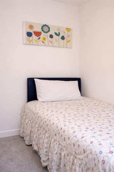 Single bedroom  Main Photo