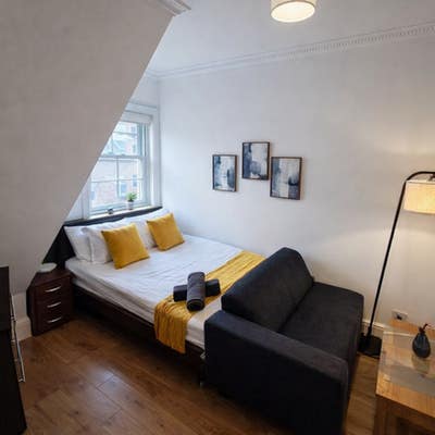 Prime Location – 2 Mins to Highbury & Islington🚆 Main Photo