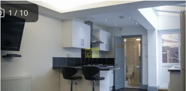 Double ensuite Room available for rent Main Photo