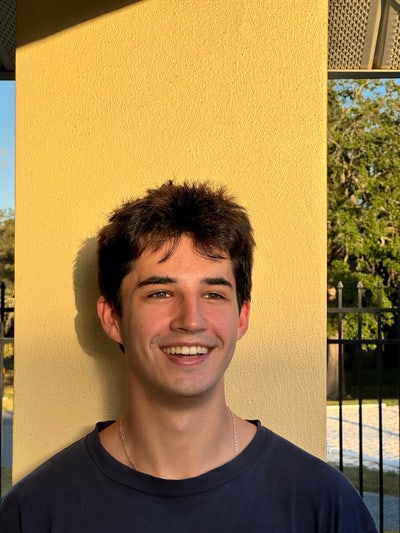 Searching for Flatmates :) Main Photo