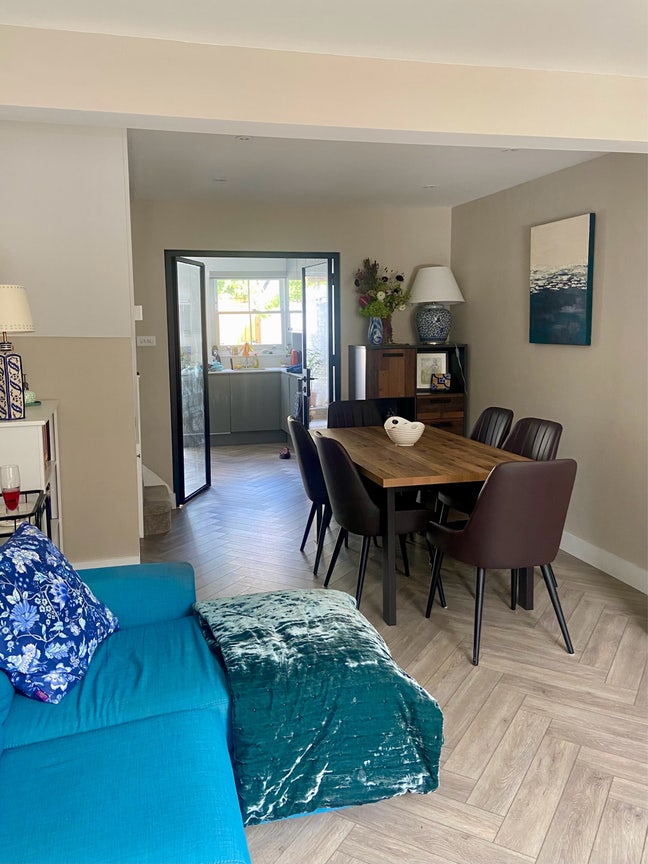 Double Bedroom to Rent - Terraced Cottage Mortlake Main Photo