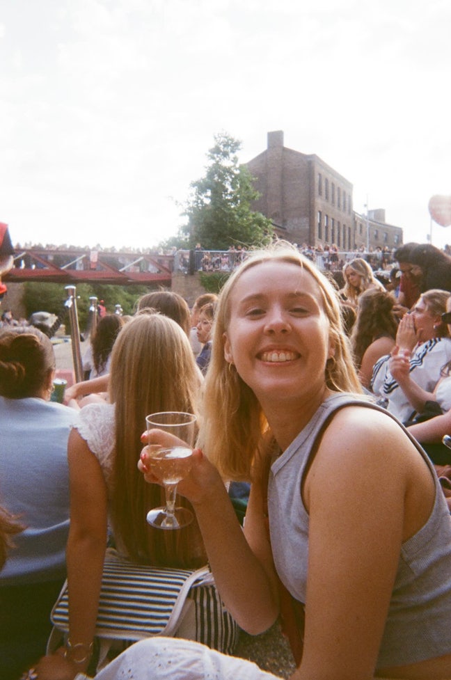 Looking for a room from July (flexible) ☀️ Main Photo