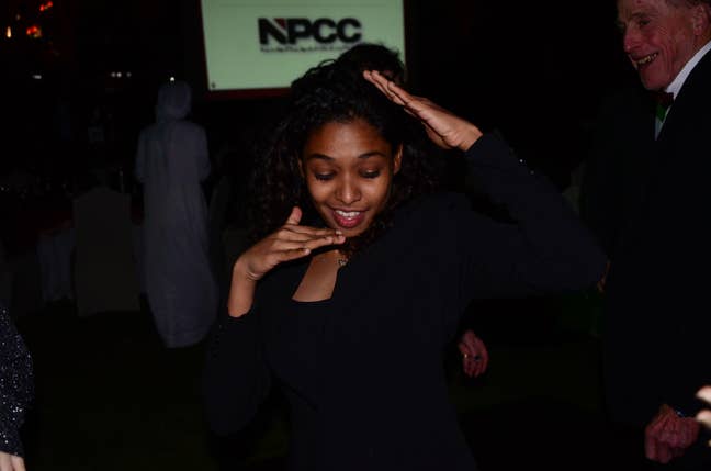 I am a 28 year old professional, excited to m... Main Photo