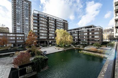 Spacious 1-Bed by Hyde Park & Marble Arch Main Photo