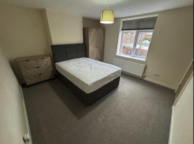 Spacious Rooms Available for Single Occupancy Main Photo