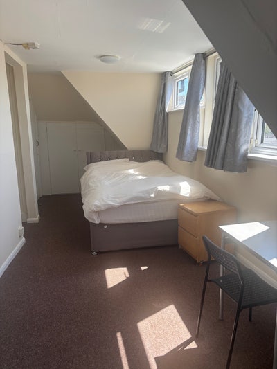 Studio Apartment   Main Photo